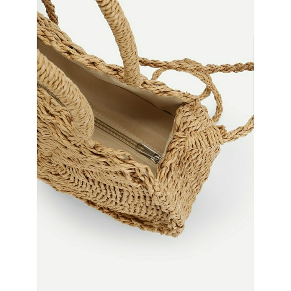 LAST ONE⬇️Round Straw Bali Handmade Bag - Picture 8 of 8